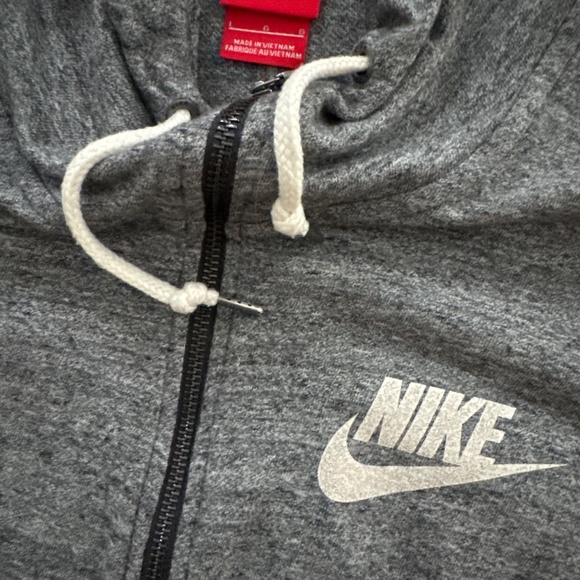 Women’s Vintage Wash Zip Up Hoodie - Picture 2 of 2